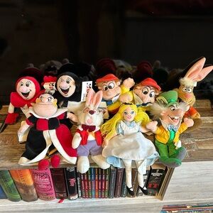 Alice in wonderland bean bag doll set